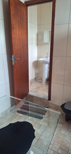 Bathroom 2, Hostel Tavares Bastos, Rio de Janeiro
