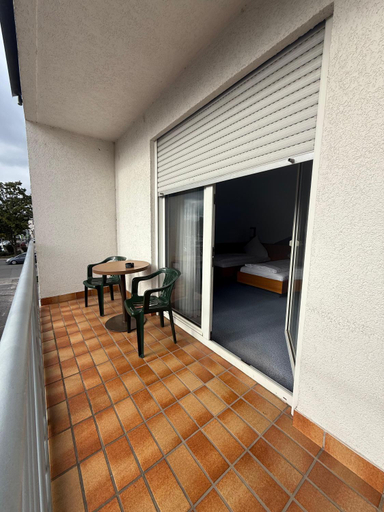 Others 4, SVG Hotel Diversi, Ludwigshafen am Rhein