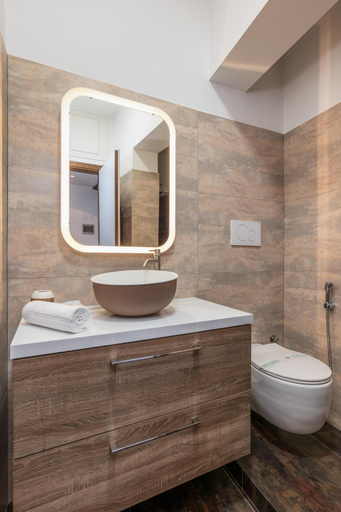 Bathroom 3, Brera, Milano