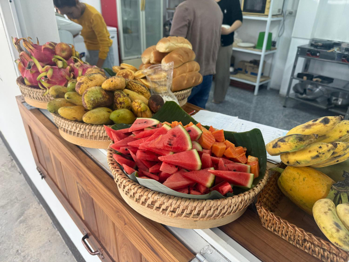 Food & Drinks 4, Amanda Boutique, Ngoi