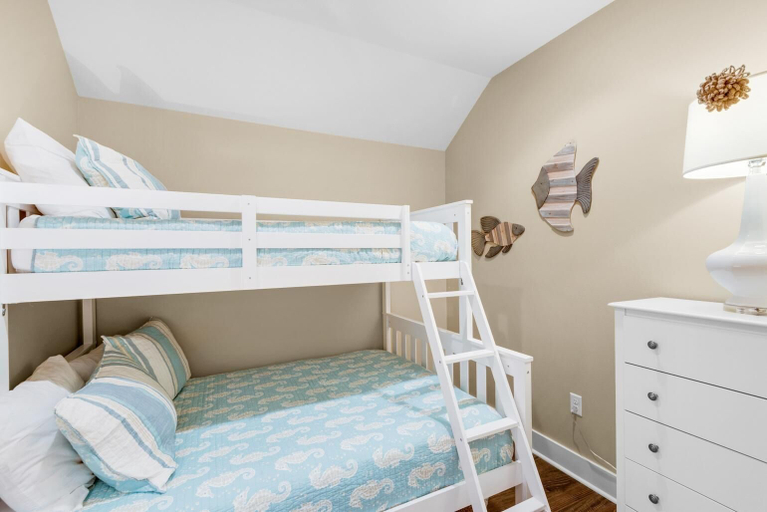 Bedroom 3, Sunny Side Up, Walton
