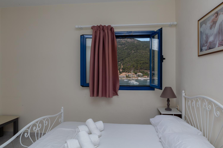 Bedroom 5, Natassa Apartments, Ionian Islands