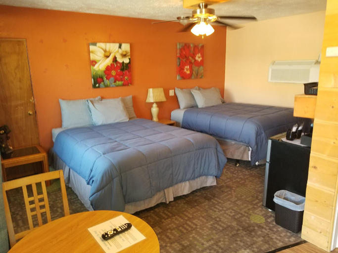 Bedroom 2, Two Rivers Inn, Hot Springs