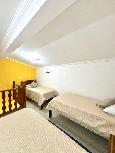 Bedroom 2, Pousada Banzay, Parati