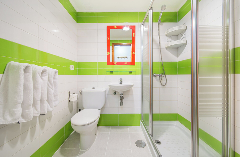 Bathroom, Apartamentos Monte Verde, Las Palmas