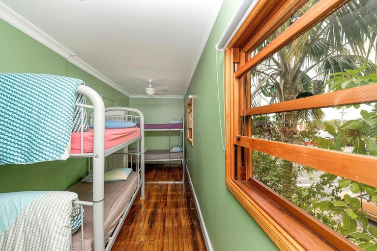 Bedroom 3, Port Macquarie Backpackers, Port Macquarie-Hastings - Pt A