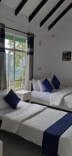Bedroom, Florence Cottage, Panvila