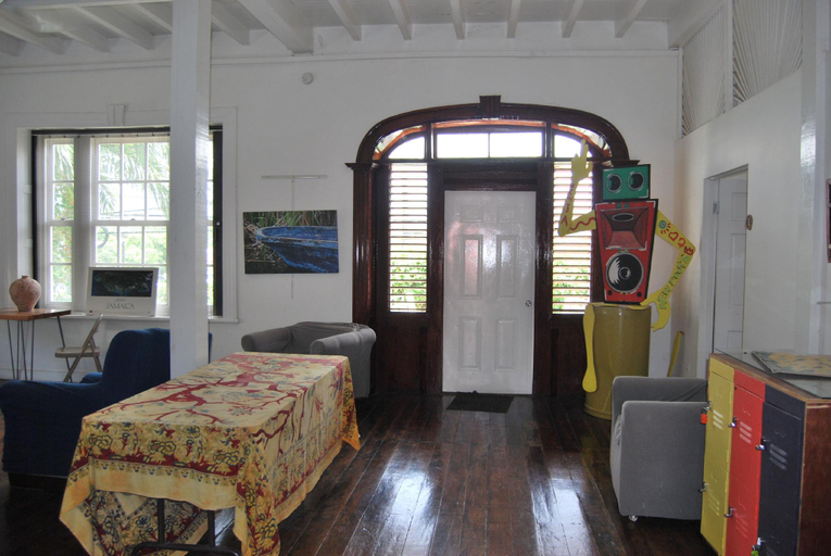 Bedroom, Mobay Kotch