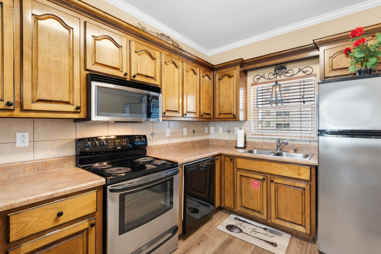 Others 5, Villas on the Gulf Unit J7, Escambia