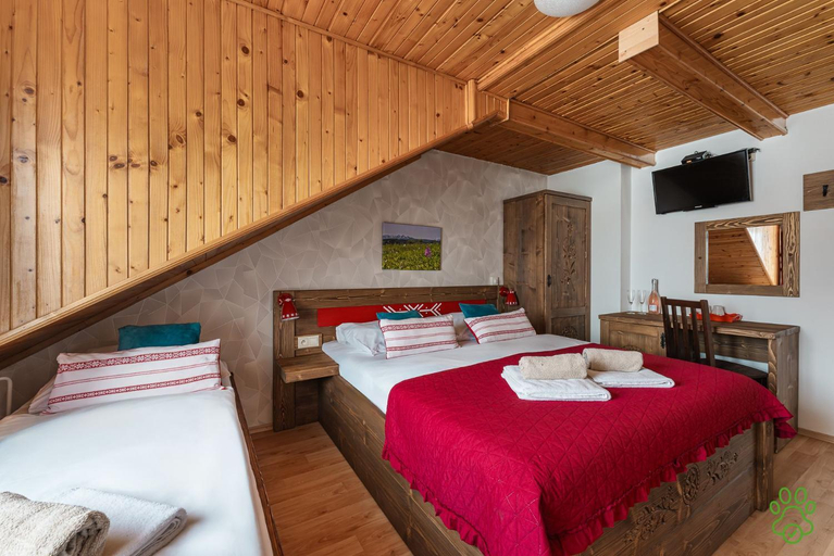 Bedroom 2, SPA & WELLNESS Penzion Zorhill, Poprad