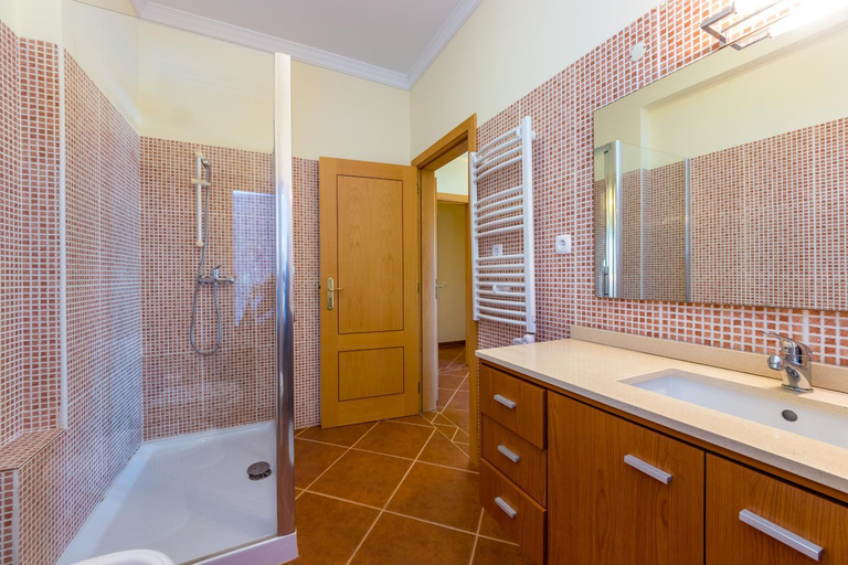 Bathroom 3, Villa Amarela in Boliqueime, Loulé