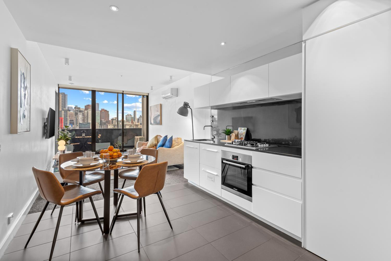 Kitchen 5, Complete Host Guilfoyle Apartments, Melbourne