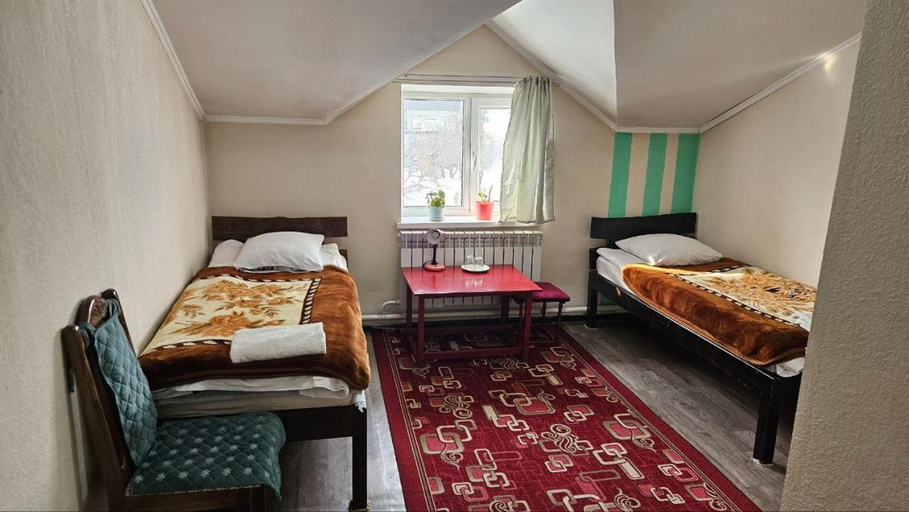 Bedroom 2, Snow Leopard Hostel, Ak-Suu