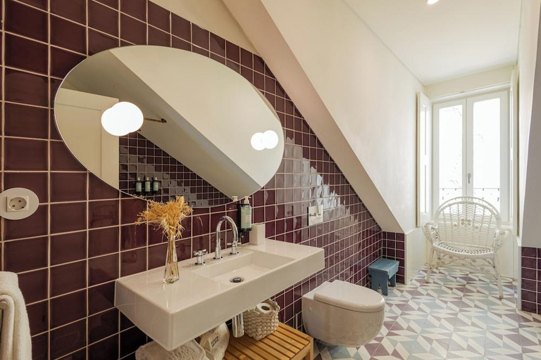 Bathroom 3, Almaria-Edifcio da Corte, Lisbon