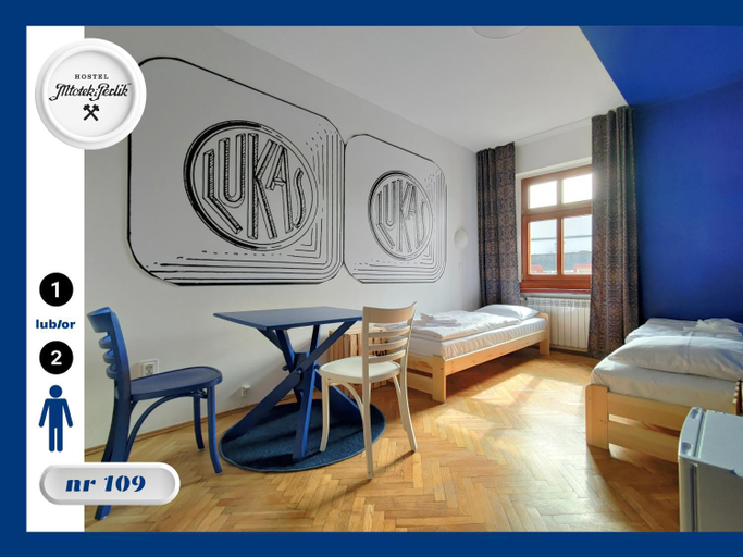 Bedroom, Hostel Mlotek i Perlik, Tarnowskie