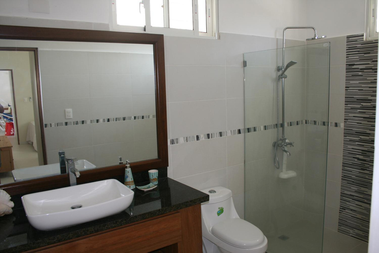 Bathroom 4, Costambar, San Felipe de Puerto Plata