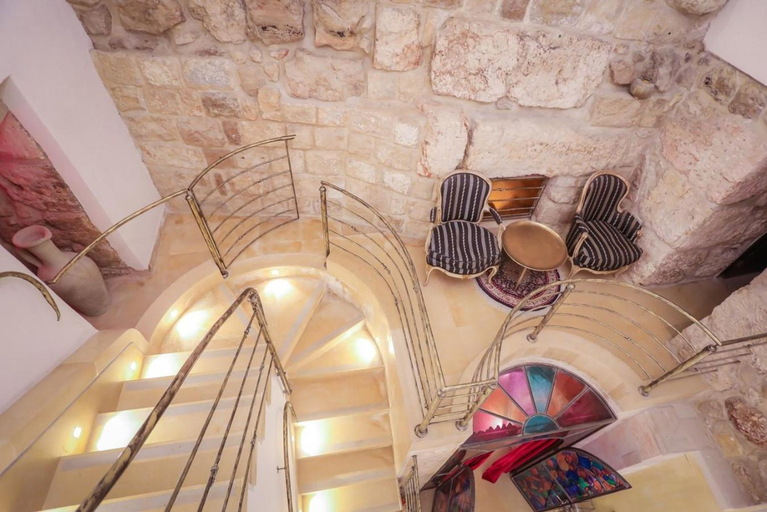 Others 3, Western Wall Luxury House - Avraham, Jerusalem