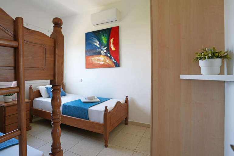 Bedroom 2, Villa Royal View