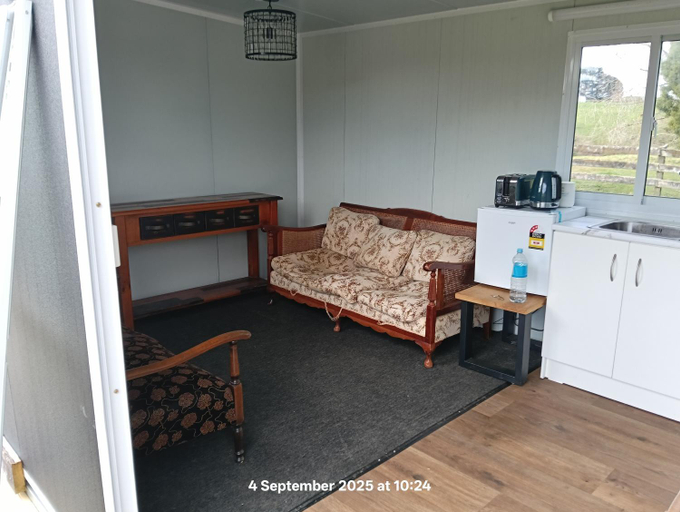 Bedroom 2, Karamu Homestead, Waipa
