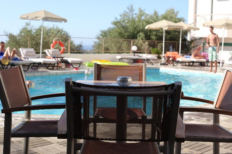 Food & Drinks 5, Bella Vista, Crete