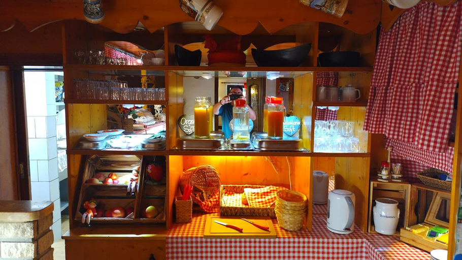 Food & Drinks, Pension Stettin, Sächsische Schweiz-Osterzgebirge