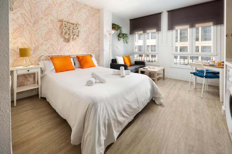 Bedroom 2, WonderStays Apartamentos Vela, Málaga