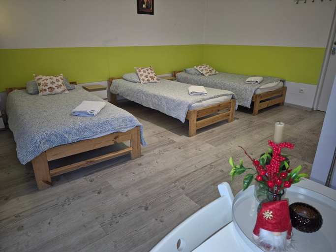 Others 4, Pokoje Bema 14, Toruń