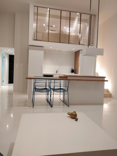4, Fourteen All Seasons House, Crete