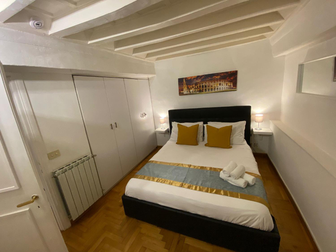 Bedroom 2, Coronari 45 Luxury, Rome
