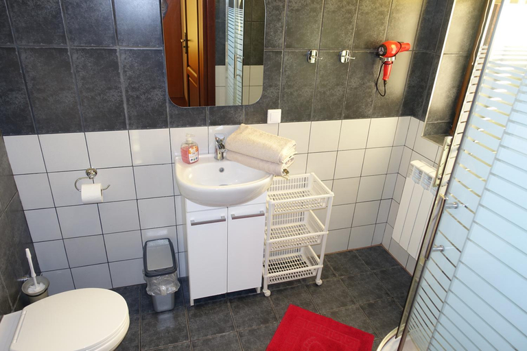 Bathroom 3, Apartamenty u Ani, Kłodzko