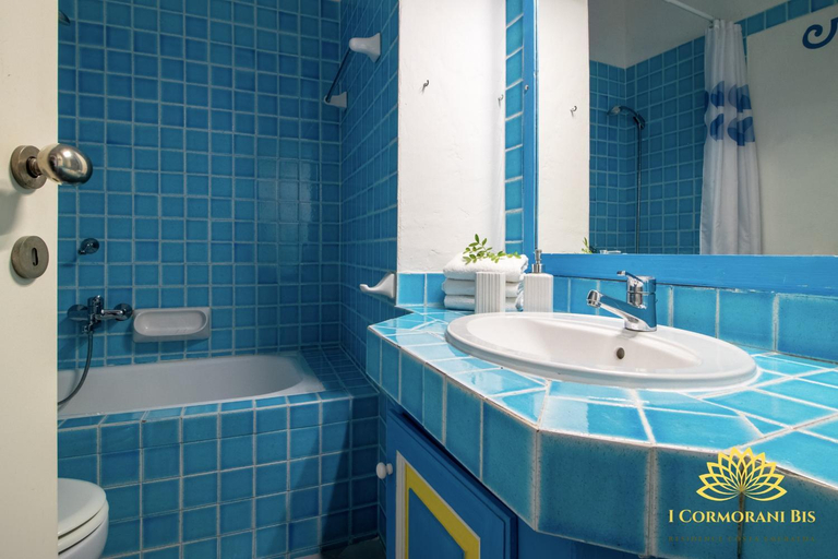 Bathroom 4, Residence I Cormorani Bis, Olbia-Tempio