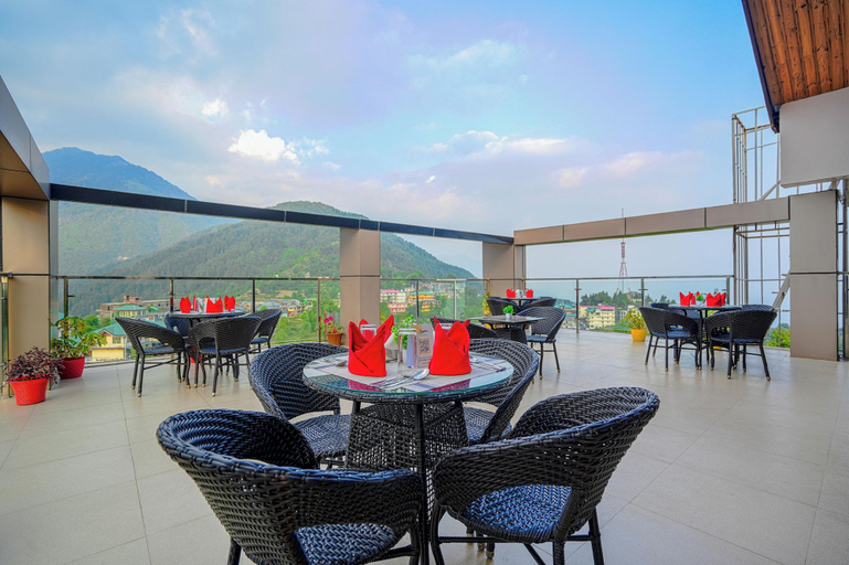 Bedroom 3, Aliza Inn And Suites, Kangra