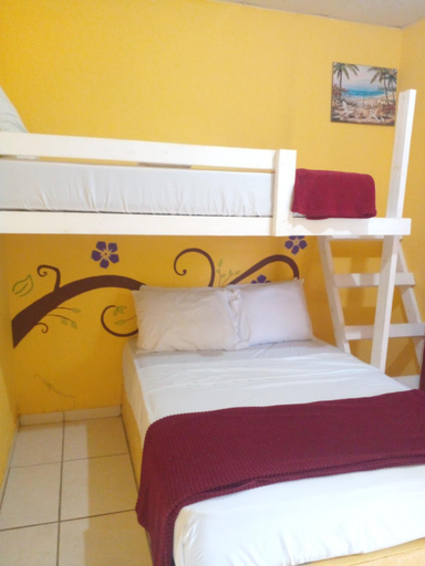 Bedroom 2, Cabanas Martina Surf Playa Guanico, Tonosí