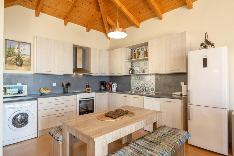 Others 5, Villa Dioni, Ionian Islands