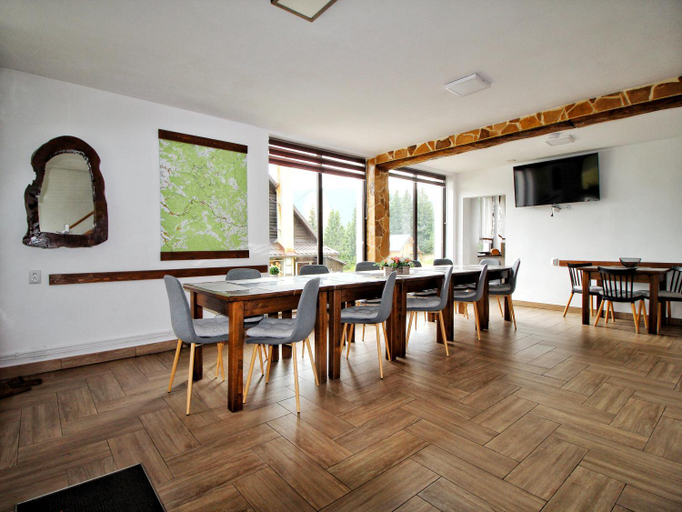Food & Drinks 4, CABANA FRAM VARTOP, Nucet