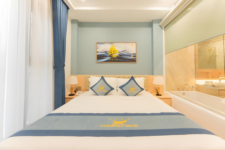 Bedroom 3, Canary Gold Hotel Quy Nhon - Beachfront Iconic Location, Qui Nhơn