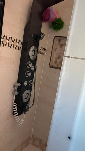 Bathroom, Don cozy, New York