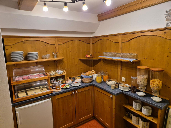 Food & Drinks 2, Pension Aberger - Joker Card inclusive, Zell am See