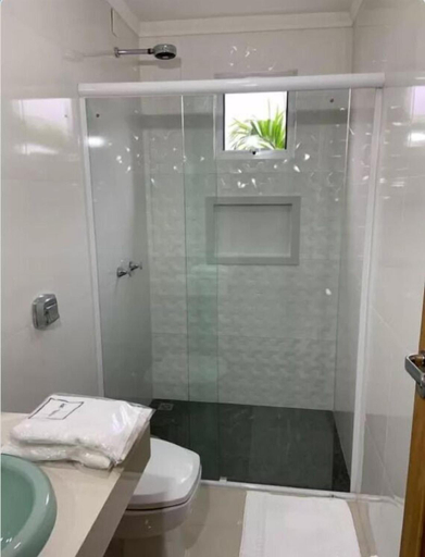 Bathroom 4, Hotel Uipi, Tapurah