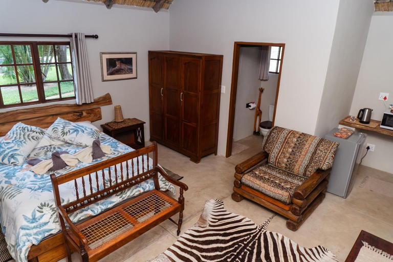 Bathroom 3, Shumba Safari Bush Camp, Mopani