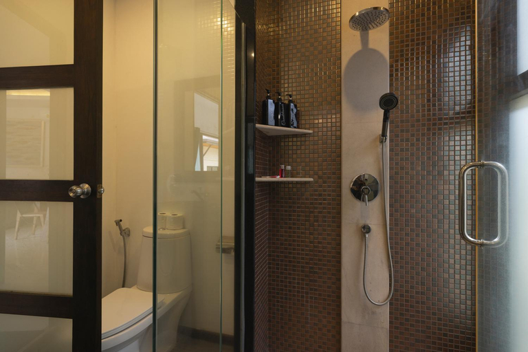 Bathroom 4, Queen Palm Villa, Pulau Phuket
