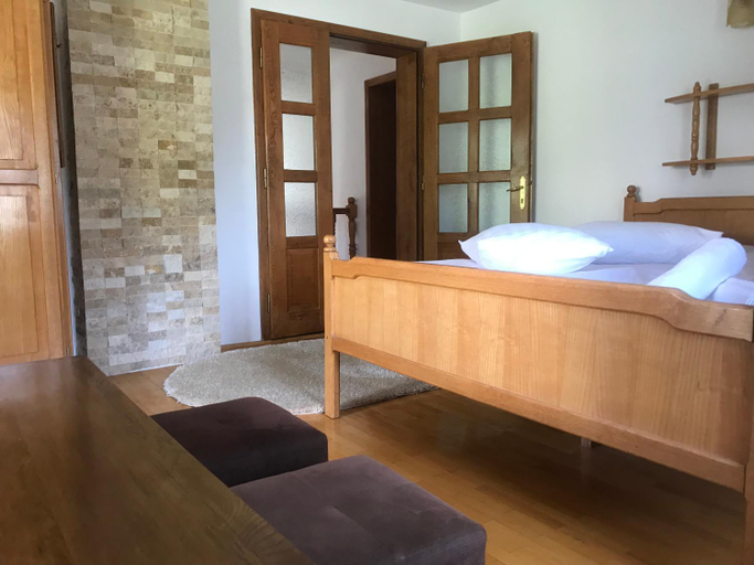 Bedroom 2, Pensiunea Ionela, Moieciu De Jos