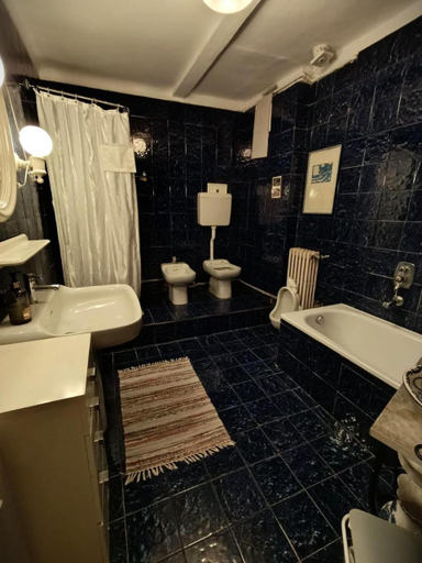 Bathroom, B&B Bandabrisca, Genova