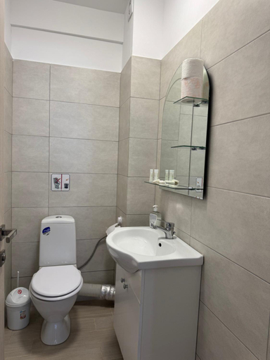Bathroom 2, Ida Beach, Navodari