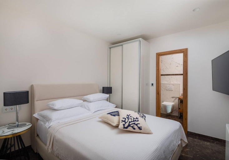 Bedroom 2, Ultra Luxurious Hvar Villa  5 Bedrooms  Villa Celestia, Jelsa