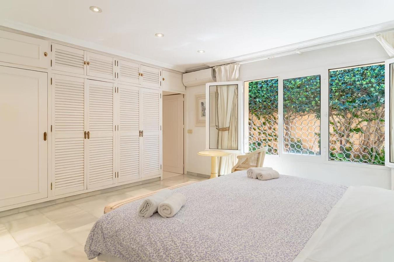Bedroom 3, Exclusive villa El Messidor Puerto Banus Marbella, Málaga