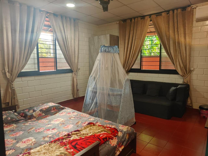 Bedroom, UDUPI HOMESTAY - Cottage House - Dendoorkatte, Udupi, Udupi