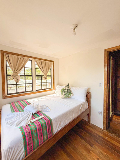 Bedroom 3, Bella's Backpackers Hostel