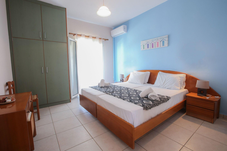 Bedroom 3, S C Kosmos Beach Resort, Ionian Islands