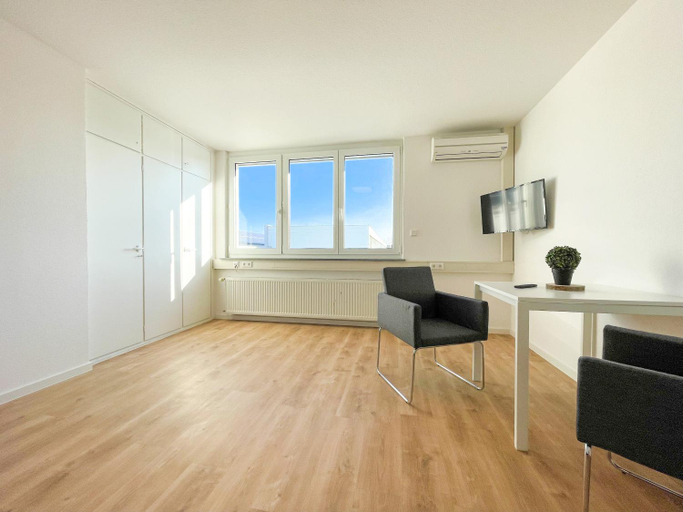 Others 5, Hegau Boardinghouse, Konstanz